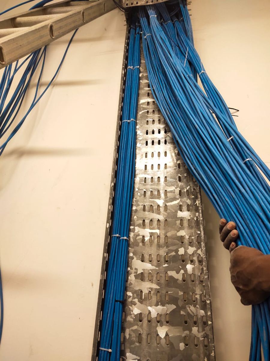 Structured cabling cable tray Cat6 UAE